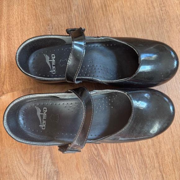 Dansko Marcelle Mary jane clogs Black patent Leather Upper Sandals - Picture 6 of 11